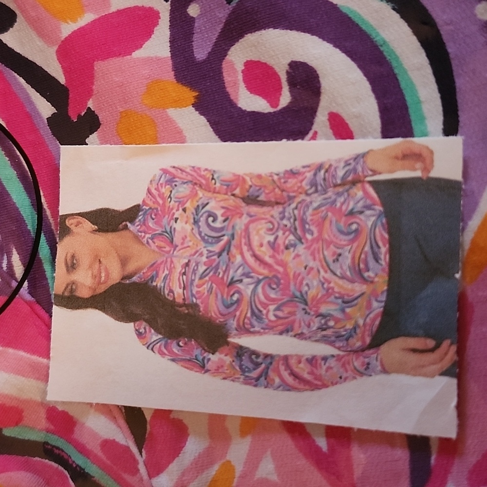 NWT IBKUL long sleeve running-workout-athleisure top. Size small